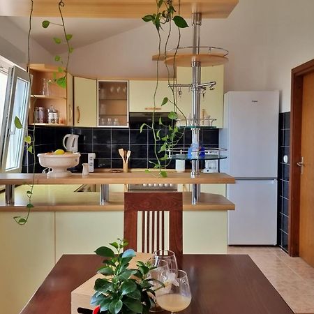 Apartments Gajo 오미스 객실 사진