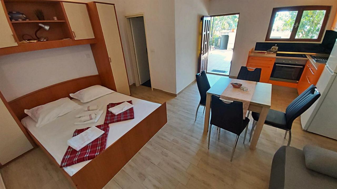 Apartments Gajo 오미스 외부 사진