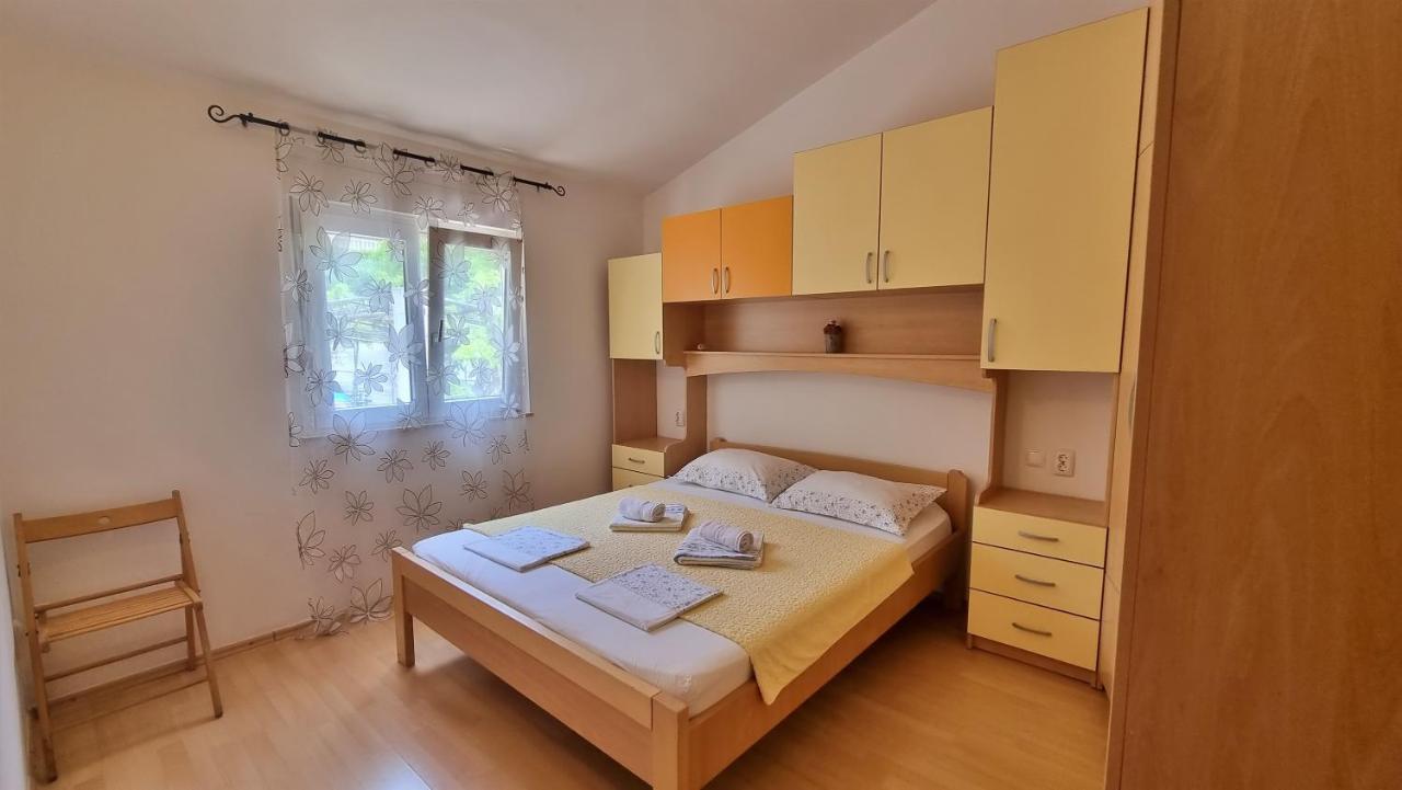 Apartments Gajo 오미스 외부 사진