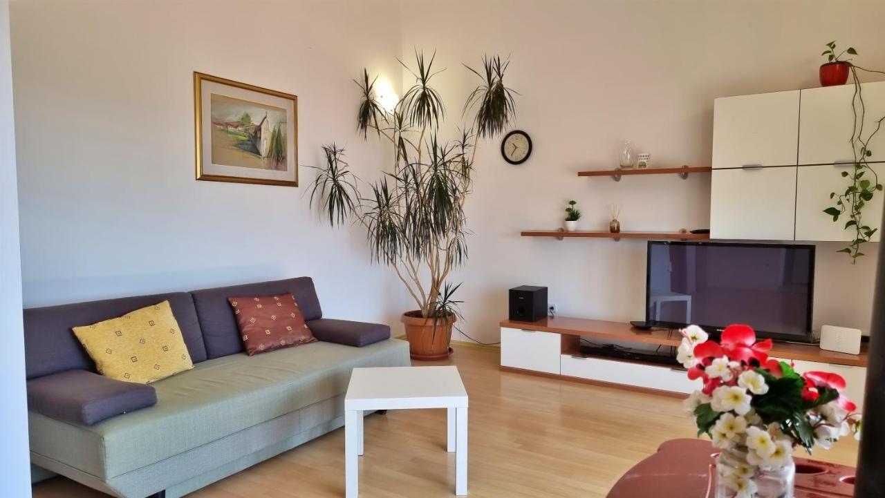 Apartments Gajo 오미스 외부 사진