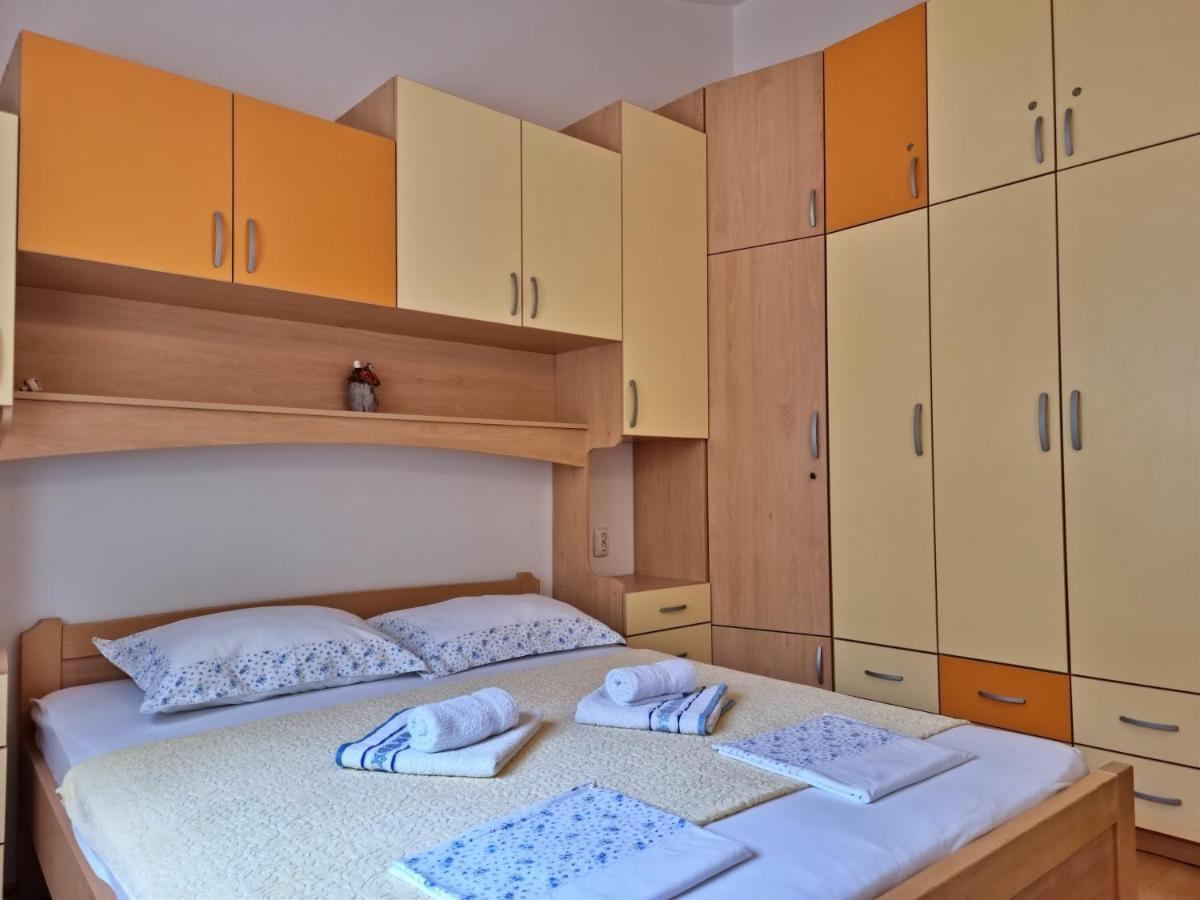Apartments Gajo 오미스 외부 사진