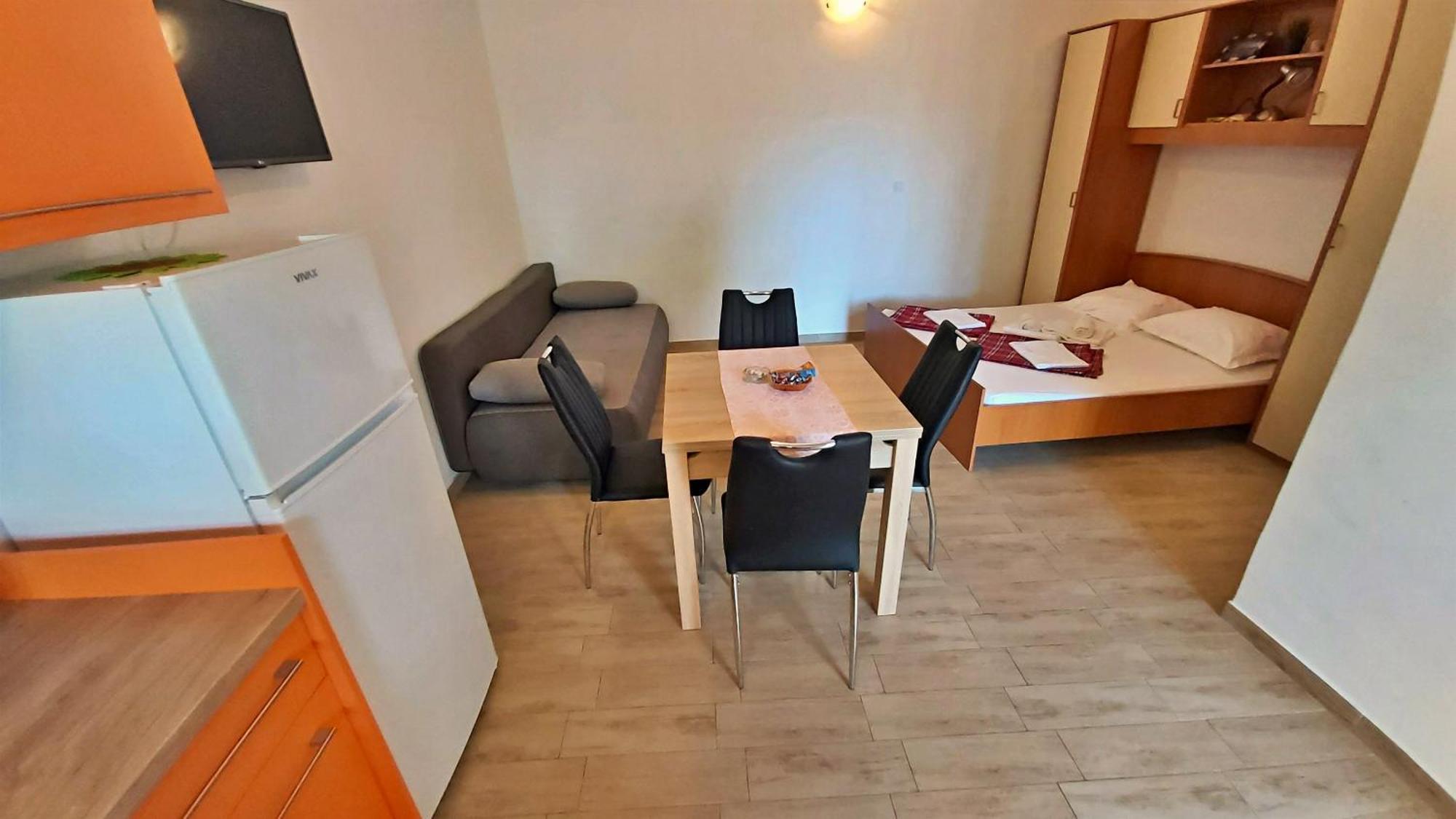 Apartments Gajo 오미스 객실 사진